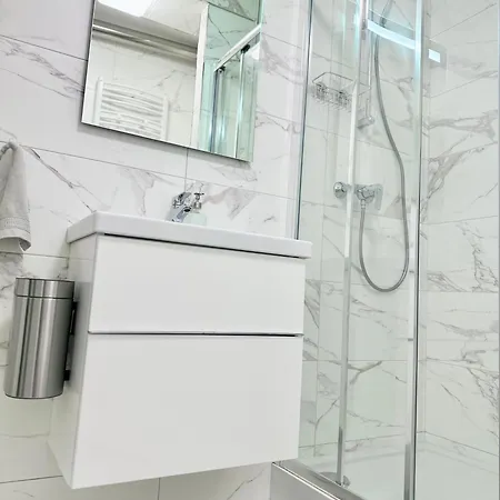 W Centrum ,,pod Zlotym Lwem